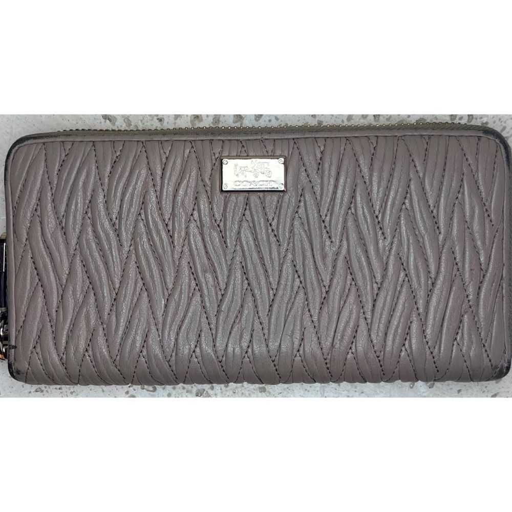 Coach Madison Gathered Twist Accordion Leather Zip Wallet F49609 Grey